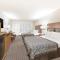Anaheim Desert Inn & Suites