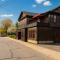 Magical Post And Beam Loft Downtown Newport!