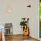 Lake Daze by AvantStay Lakefront w Modern Interior Enclosed Porch Hot Tub