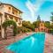 De Luz by AvantStay 5 Acre Estate w Lake Pool Hot Tub