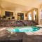 De Luz by AvantStay 5 Acre Estate w Lake Pool Hot Tub