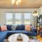 Swan Lake Cottage by AvantStay Views Firepit