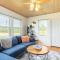 Swan Lake Cottage by AvantStay Views Firepit