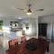 3 Bed House free parking,Master with AC