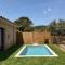 Maison avec piscine privative au coeur dune oliveraie