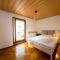 Sunroom 2 Bed Apartment West Town B17