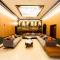 Grand Astoria Hotel