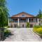 Villa Glicine Casa Vacanze con Piscina e Camino ad Apecchio, Marche