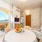 Apartment by the sea and with beautiful view, 2 bedrooms, 4 persons