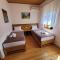 Jona Guest house