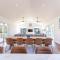 Coopers Lodge, Lovedale - A rural escape in the heart of wine country