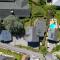 3 bed apt,central location, parking, garden, 6 pax