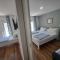 Villa Flower with Free Onsite Parking
