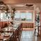 Sunshine Loft With Balcony by Sydney Dreams