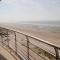 Apartment in Nieuwpoort with Stunning Sea Views, cleaning included