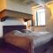 Spacious Holiday in Bièvre, cleaning included
