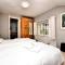 Elegant Villa with Sauna , cleaning included