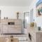 Modern flat near the sea, cleaning included