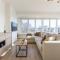 Modern flat near the sea, cleaning included