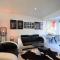 Rochehaut Hideaway with Tub, cleaning included