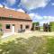Peaceful Stay with Garden in Oostvleteren, cleaning included