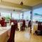 Sea Crest Hotel