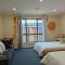 5 bd 2 bath stylish retreat close to beach and wineries in Christie Downs