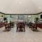 Quality Inn & Suites Seville