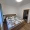 Apartment and Room Marlen