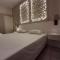Lolas Hotel