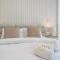 Upgraded Banyan Tree 2 Bed in JLT
