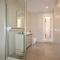 Apartamento moderno para 4 pers., WiFi, A.A., en el corazón de Castelló d'Empúries - ES-89-79
