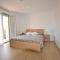 Apartamento moderno para 4 pers., WiFi, A.A., en el corazón de Castelló d'Empúries - ES-89-79