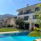 White Suites İçmeler