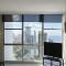 High level spacious Ocean View apt at Surfers