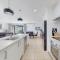 A peaceful private home away from home in Pacific Pines