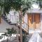Samanta By The Hill