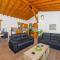 Villa Iriss by Villa Plus