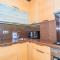 Premium Housing ,Parking Vigo