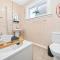 Coats Street Apartment by Klass Living Coatbridge