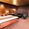 HOTEL CALM - Couples Hotel