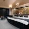 HOTEL CALM - Couples Hotel