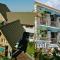 Sola Hotel & Sola Bed and Breakfast