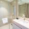 Downtown Escape 2bedroom Apartment 4 guests Dubai