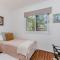 Caba Beach Condo Modern, 2-bedroom cabin, walk to the beach! 3-night minimum stay