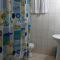 One Bedroom Apartment 1 minute walk to West Coast Beach!