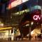 Cozy & Central 2BR Stay Near CBD Free Parking