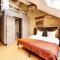 Fancy Holiday Home in Sainte-Cécile with Pool House & Indoor Pool