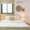 Solenne - Stylish 2-BR Apartment & Balcony in Larnaca