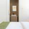 Solenne - Stylish 2-BR Apartment & Balcony in Larnaca